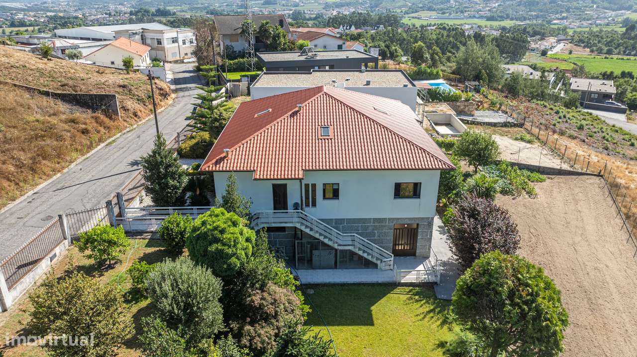 Moradia T3  Independente - Oportunidade-23