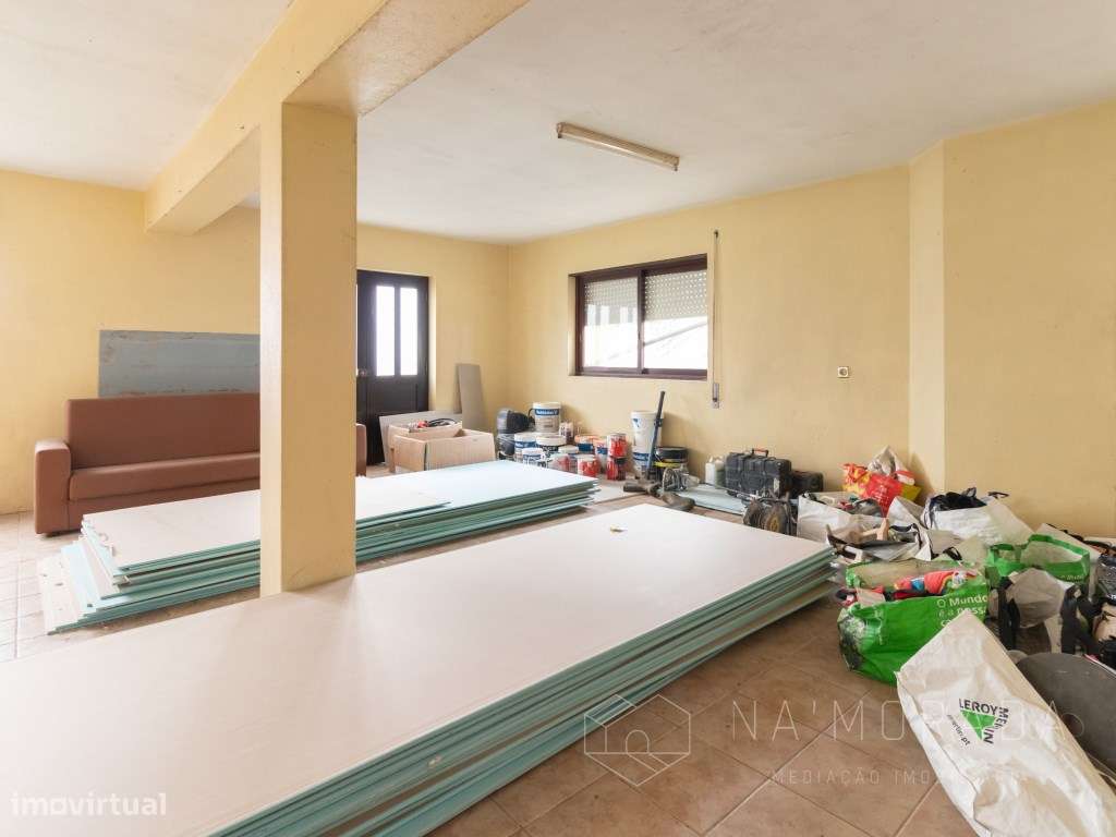 Moradia isolada com 3.000 m2 de terreno para venda em Santa Maria d...-5