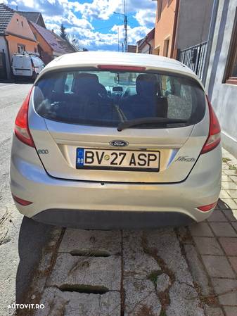 Ford Fiesta - 7