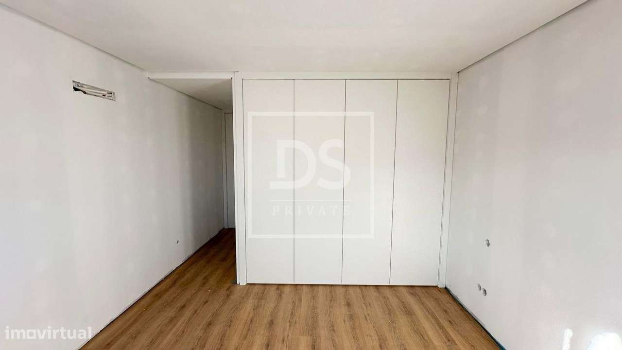 Apartamento T3  em fase final de construção no Ameal (Torres Vedras) a-8