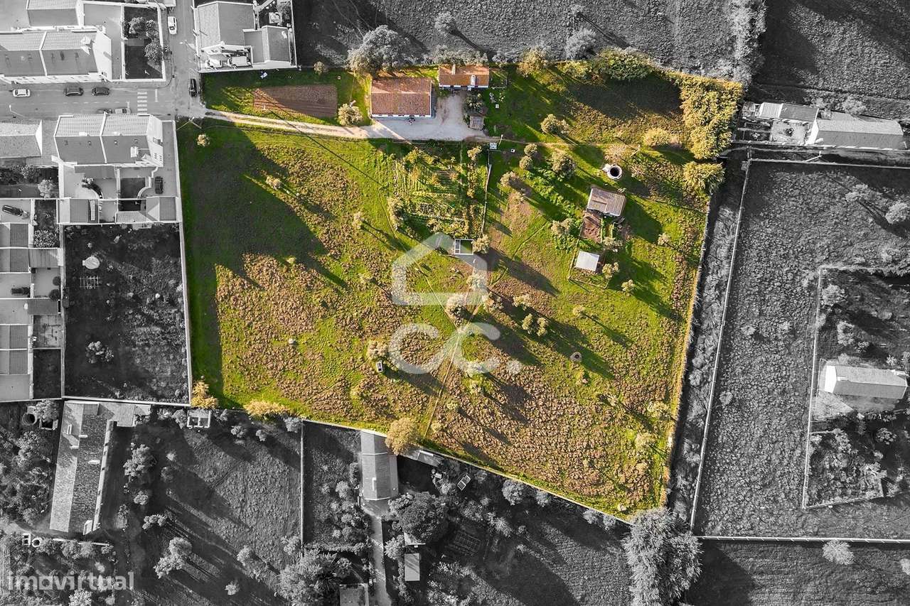 Quinta de 11.625 m² c/ Moradia T3 e anexos | Canaviais, Évora - Grande imagem: 2/43