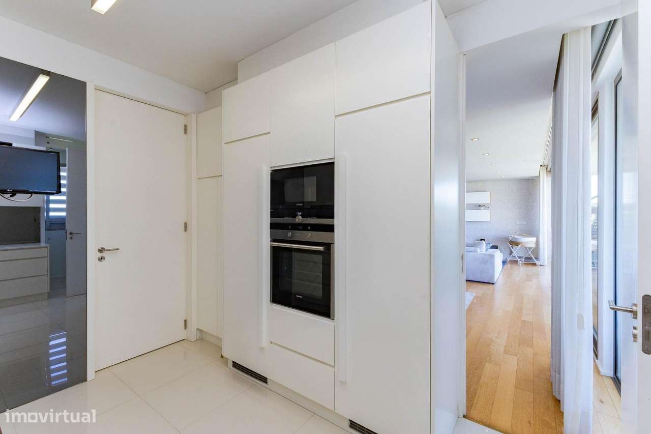 T3 de Luxo na 1.ª Linha de Mar, Madalena ,170m2 Úteis ,Box 69m2...-17