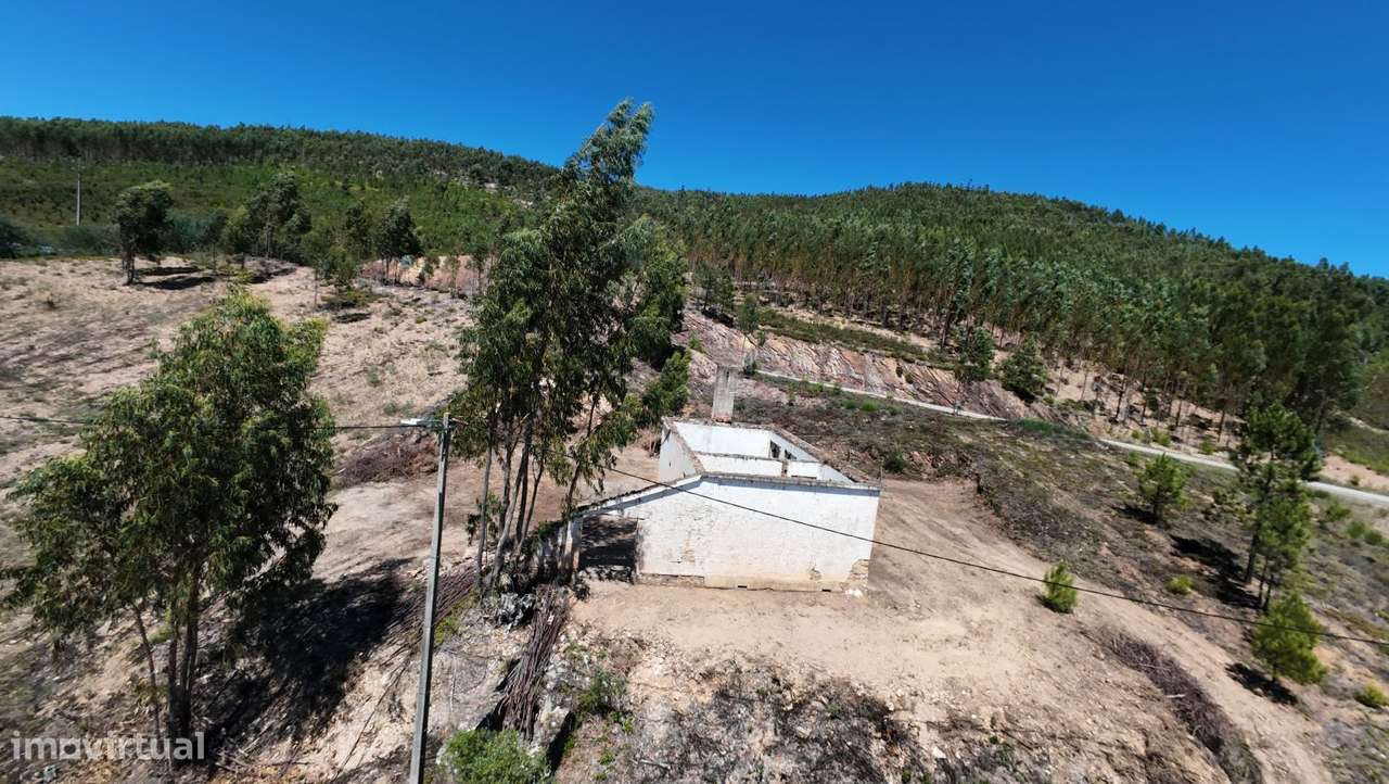 Antiga Escola Primária perto do Rio Zêzere, para Restaurar como Habi - Grande imagem: 4/31