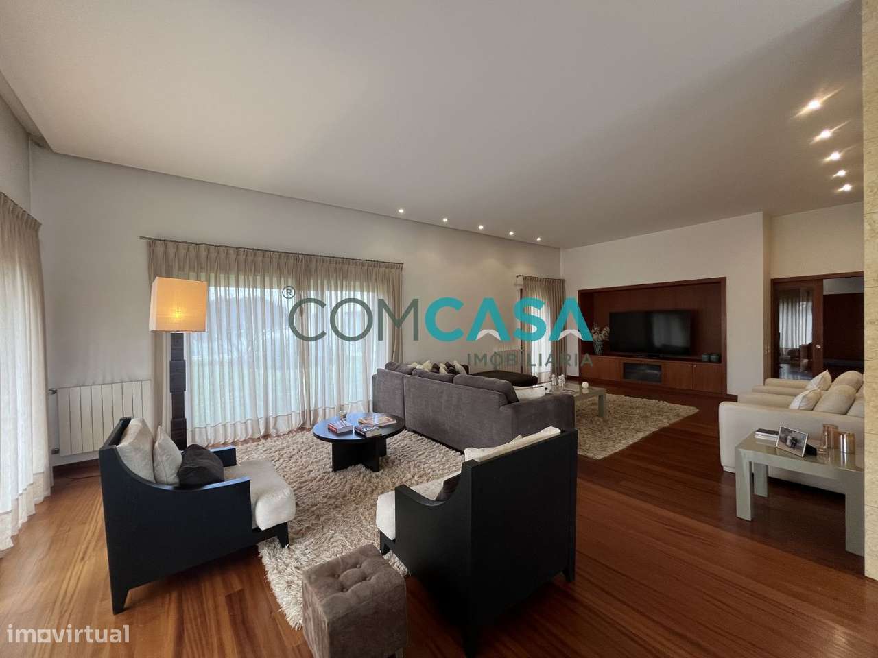 Moradia Térrea | piscina coberta | jardins | Vila do Conde-19