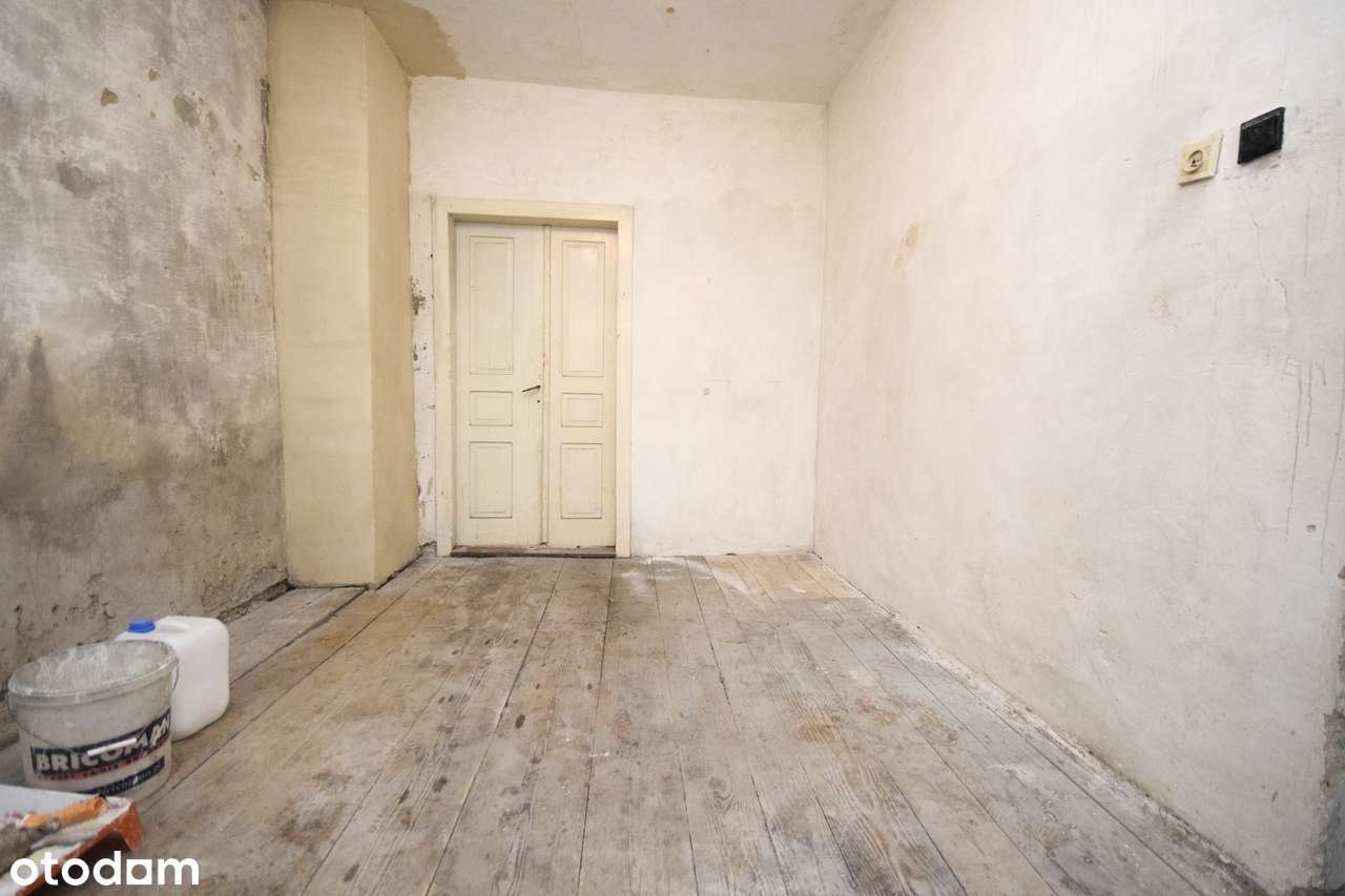 Zamieszkaj w centrum Jaworzna! Idealna okazja na własny dom!-11