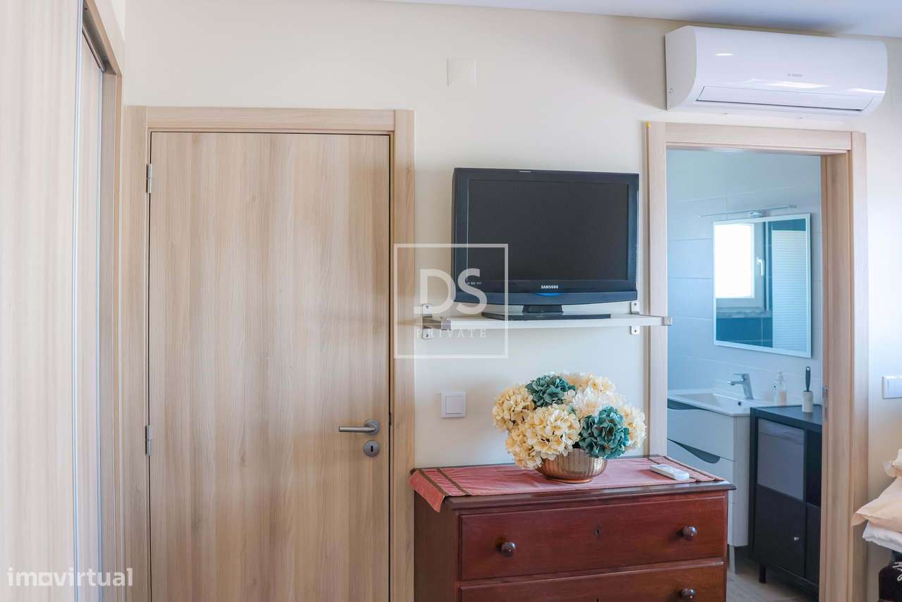 Moradia Moderna  T3 em Condomínio  - Próxima da Praia de Santa Cruz-19