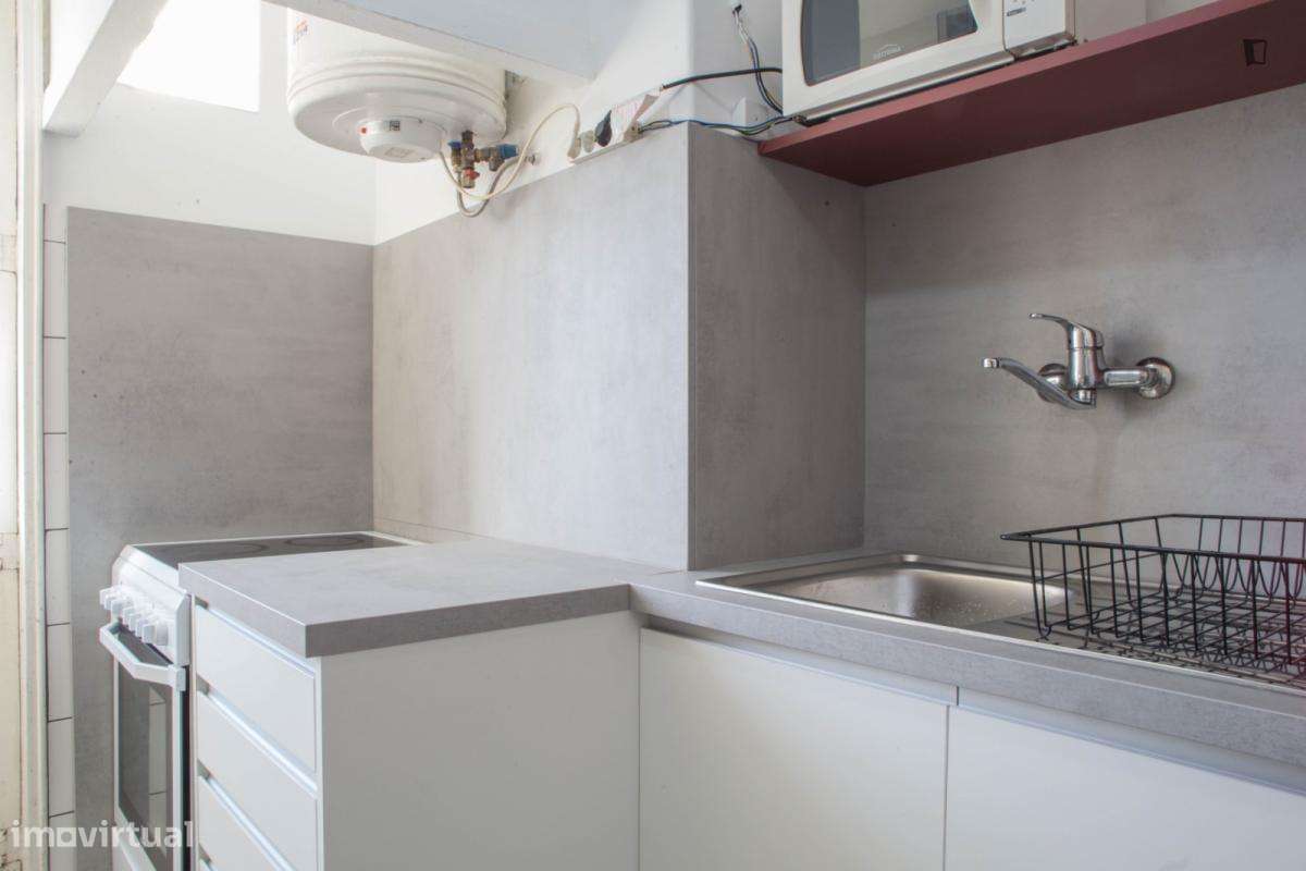 Cama - localizado em Paranhos Porto - Grande imagem: 3/29