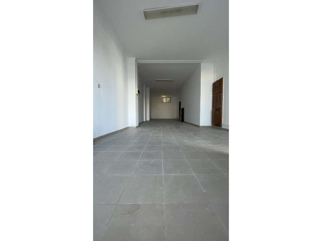 Loja c/50m2 na Amadora - Brandoa - Grande imagem: 4/15