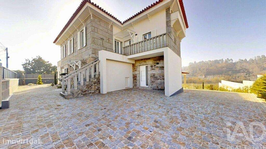 Casa / Villa T5 em Macieira da Lixa e Caramos de 281 m2 - Grande imagem: 4/40