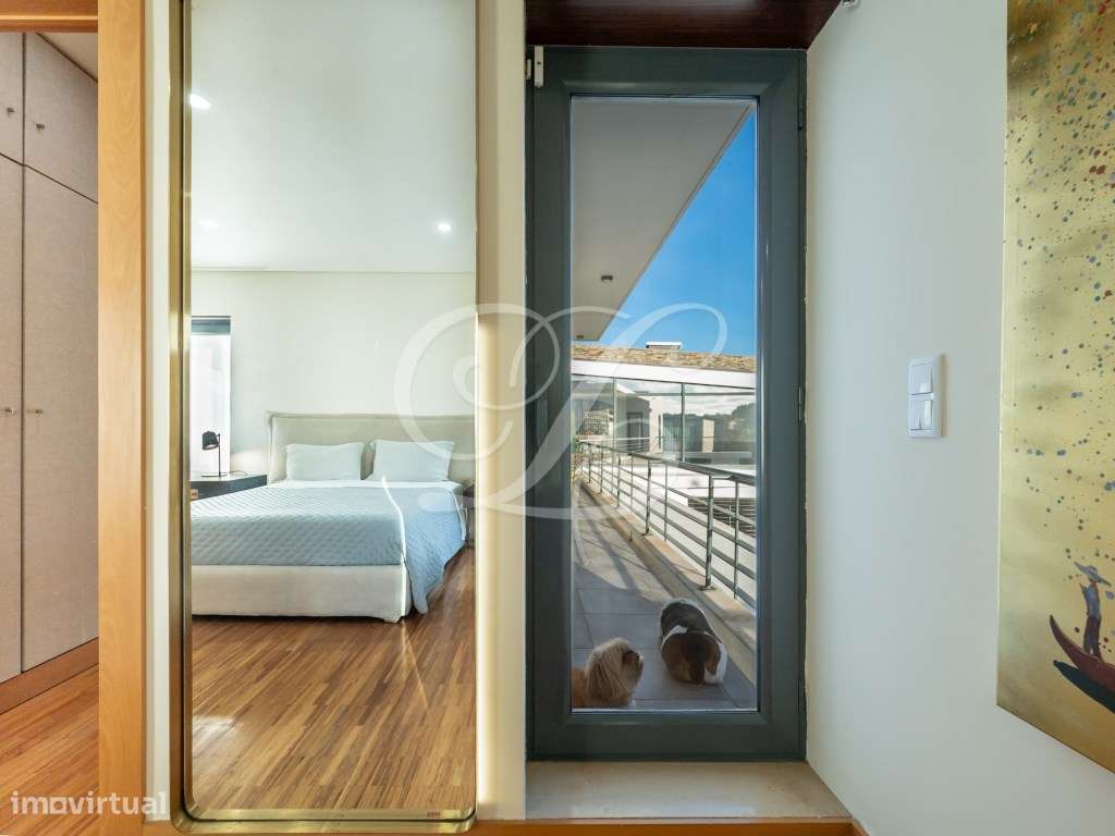 Moradia T4+1 com piscina, jardim relvado e área de barbecue | Cascais-42