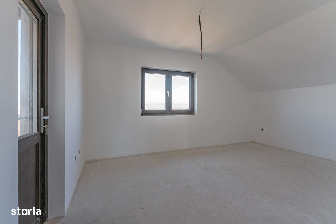 Casă nouă în Bod, P+M, de vânzare "la alb" sau "la cheie"-11