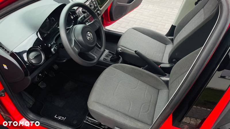 Volkswagen up! BlueMotion Technology cheer - 20