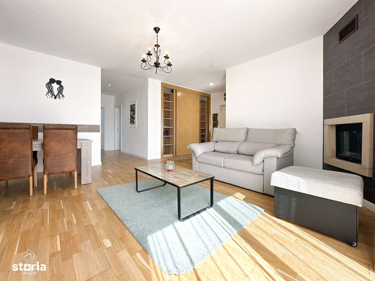 Apartament de vanzare cu terasa in Ibiza Sol | Renovat - Parcare 2x