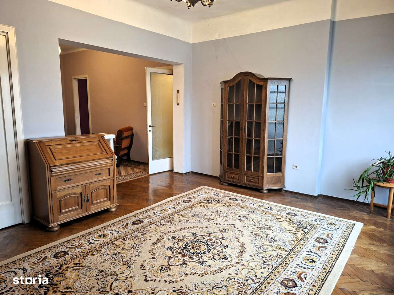 Apartament cu 3 camere în vilă interbelică, de renovat - comision 0%!-2