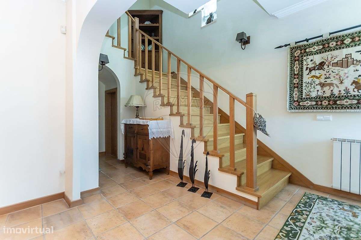 Moradia T4 para venda-7