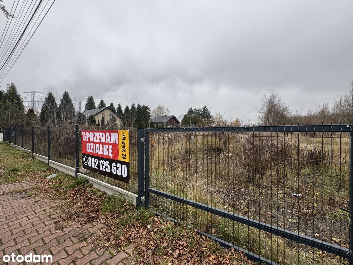Działka inwestycyjna-0