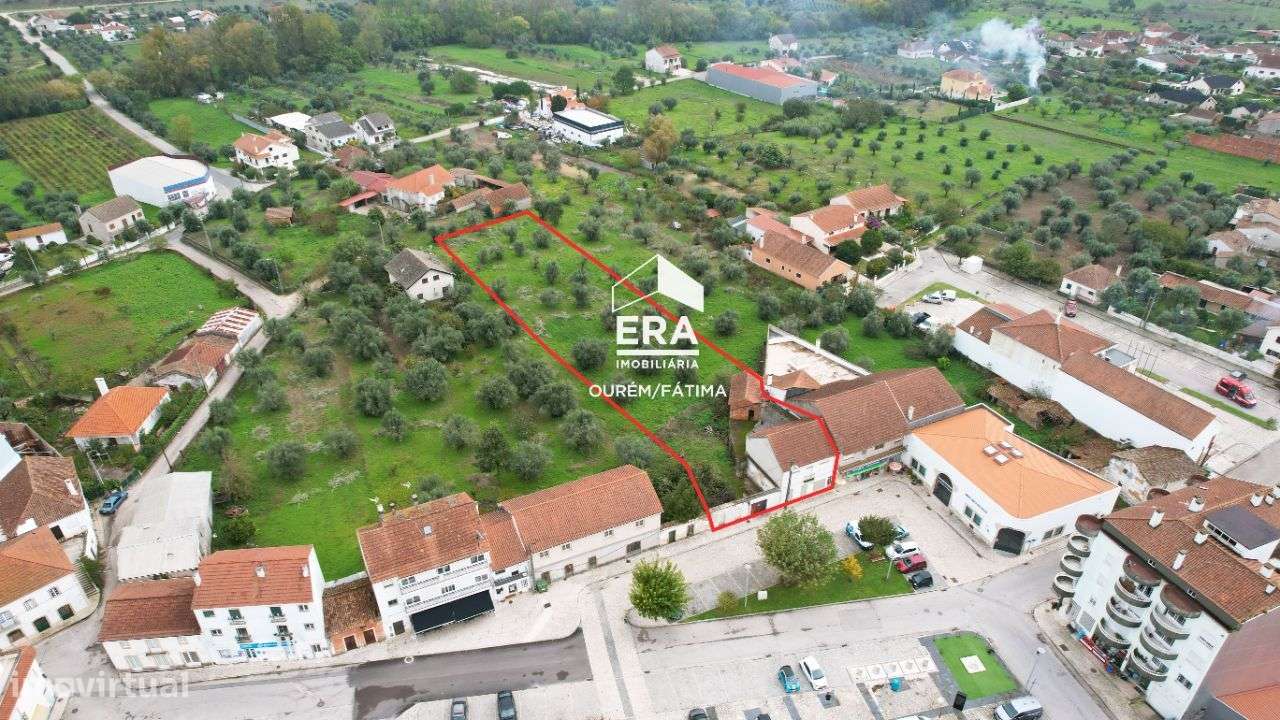 Moradia T5 localizado no Centro da Freixianda - Grande imagem: 3/22