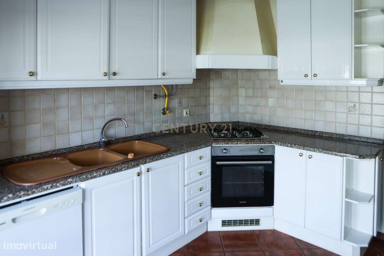 Apartamento T3 em Mira com garagem fechada-14