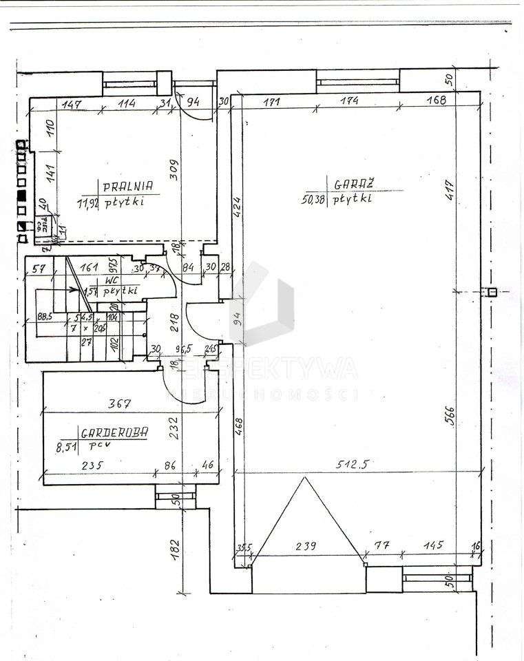 Niezwykle Zadbany Szereg Z Uroczym Ogrodem-18