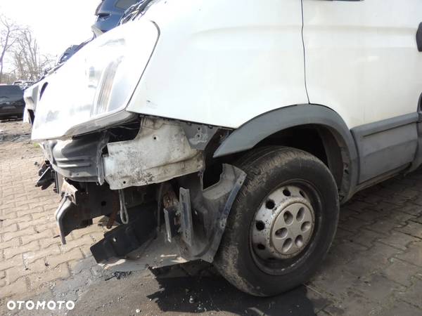 Błotnik Lewy Iveco Daily 3 '13 lift - 2