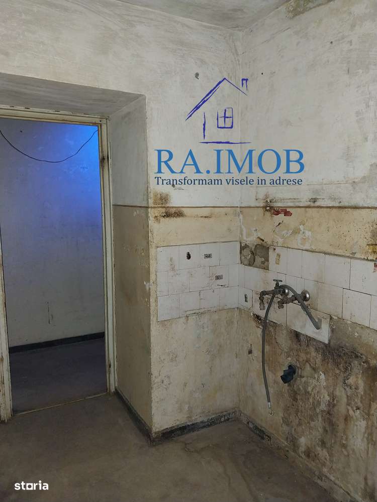 Apartament 2 camere, et 2/4, aleea Strejnic - Vest - 41000 euro-13