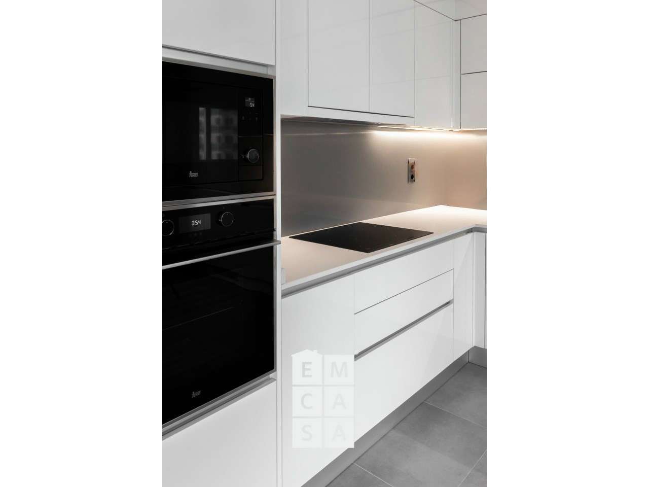 Apartamento T4 Venda em Santa Maria da Feira, Travanca, Sanfins e Espa - Grande imagem: 5/14