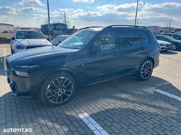 BMW X7 xDrive40i AT MHEV - 14