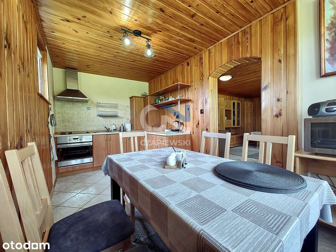 Centrum,wolnostojący,110m2(6pok+kuchnia)+piwnica+garaż+strych,dz.713m2-10