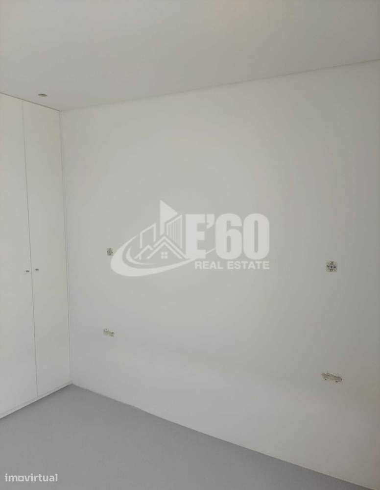 T2 COM TERRAÇO SÃO FÉLIX DA MARINHA-29