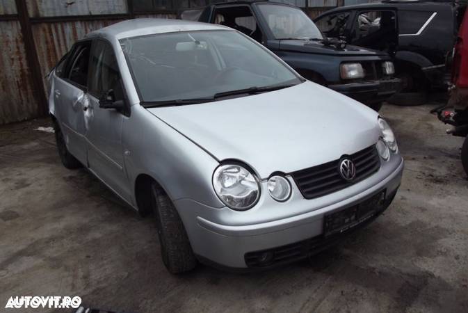 Dezmembrez VW Polo 1.4tdi BAY capota far aripa usi motor cutie oglinda - 2