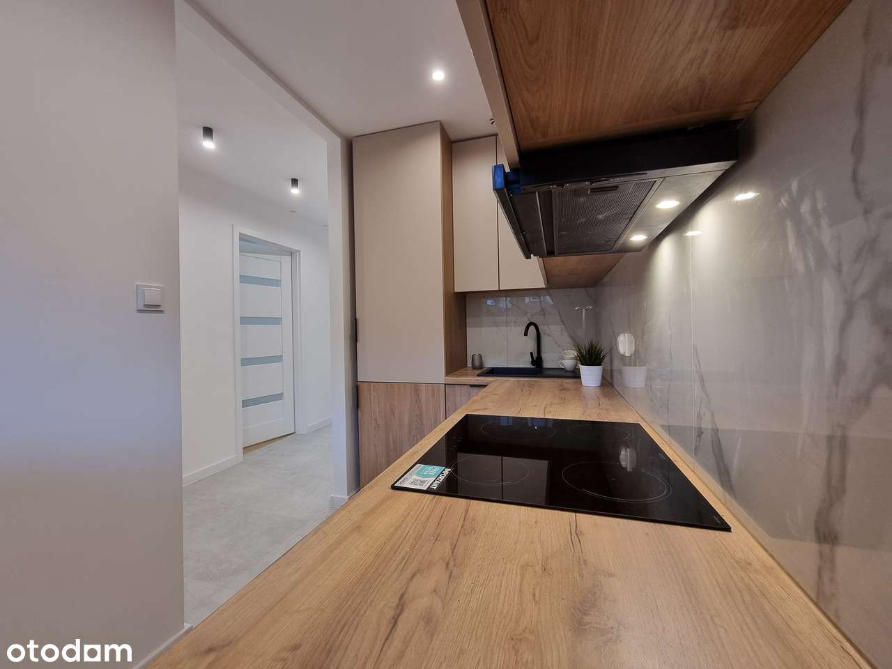 | 1 piętro + Balkon | 3x Pokoje | Po remoncie z nowym AGD |-4