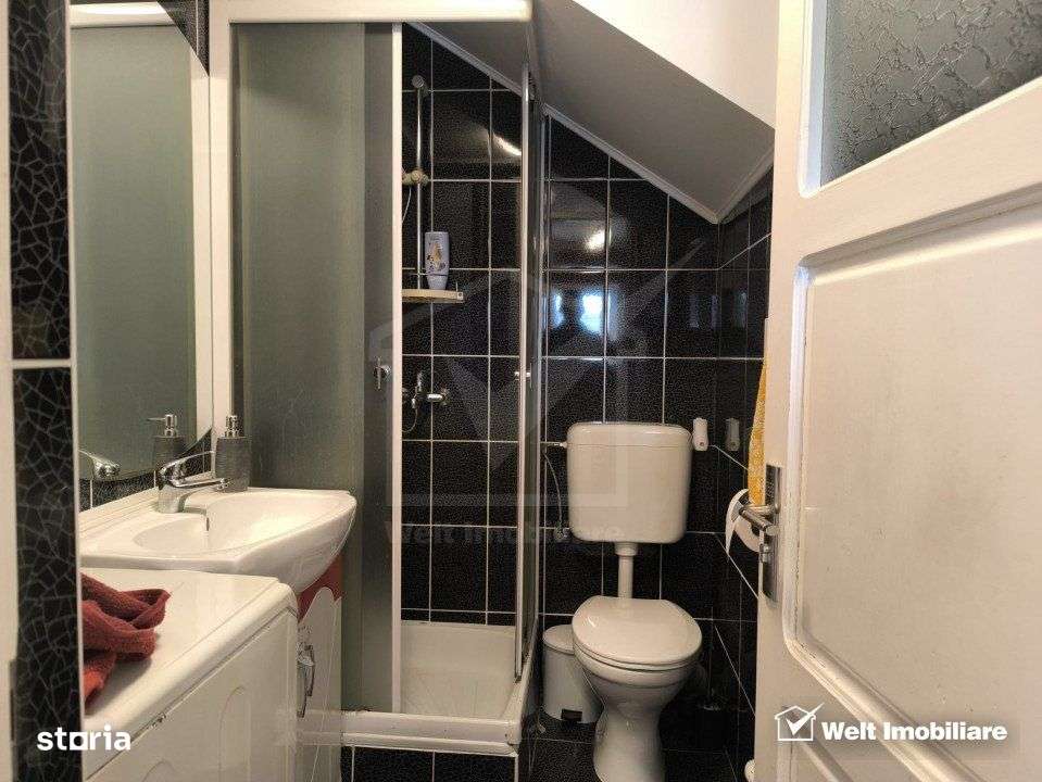 Casa Iris, 2 corpuri separate, 5 camere, 130 mp, 374 mp teren+ garaj, - Imagine principală: 3/17