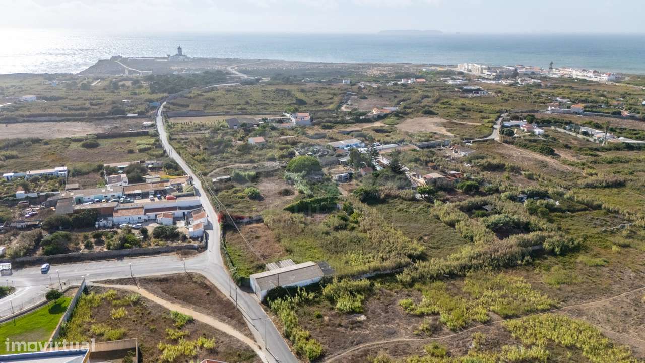 Terreno com área de 3360m² e Armazém com 180m² em Peniche - Grande imagem: 5/11