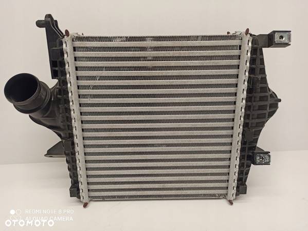 CHŁODNICA INTERCOOLER TOUAREG AUDI Q7 4M0145803BD - 1