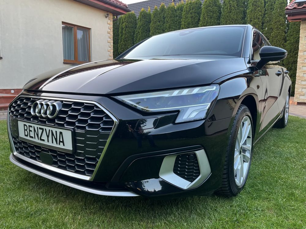 Audi A3 8Y (2020 - ) 35 TFSI Sport S tronic 2023