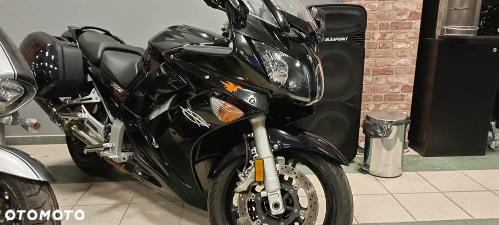 Yamaha FJR - 1