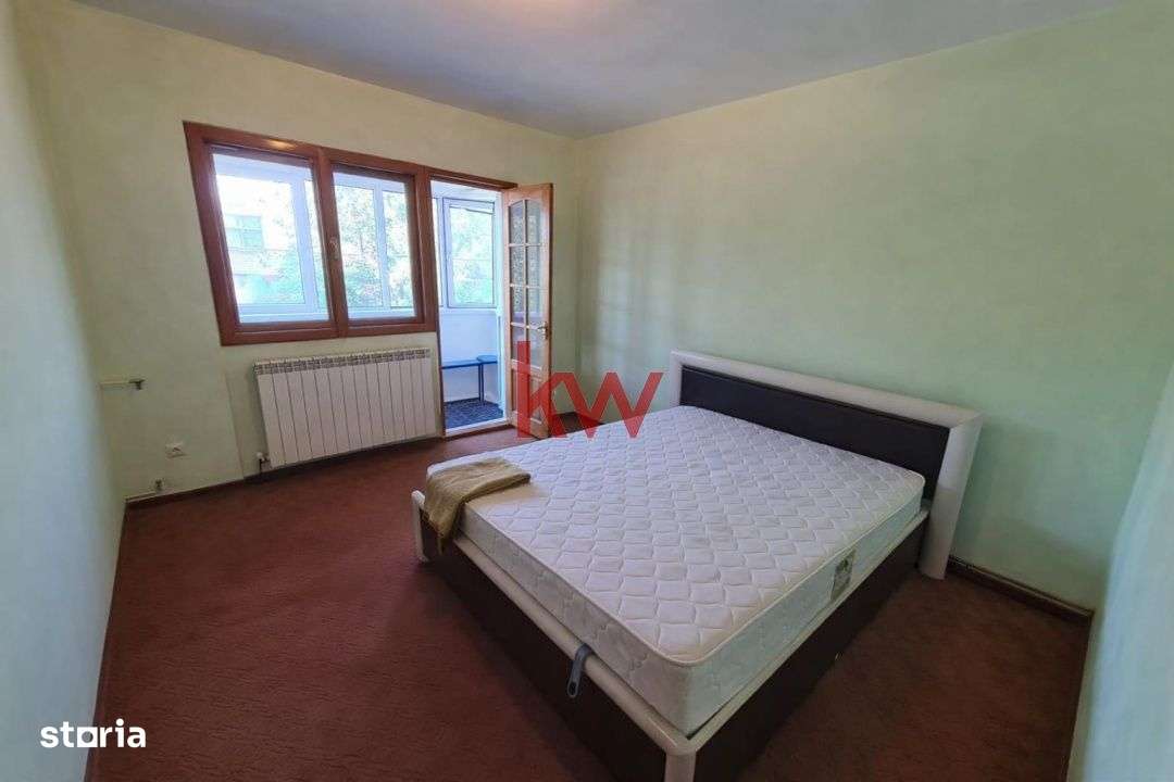 Apartament cu 3 camere in Podu Ros, Rond, et.1-2