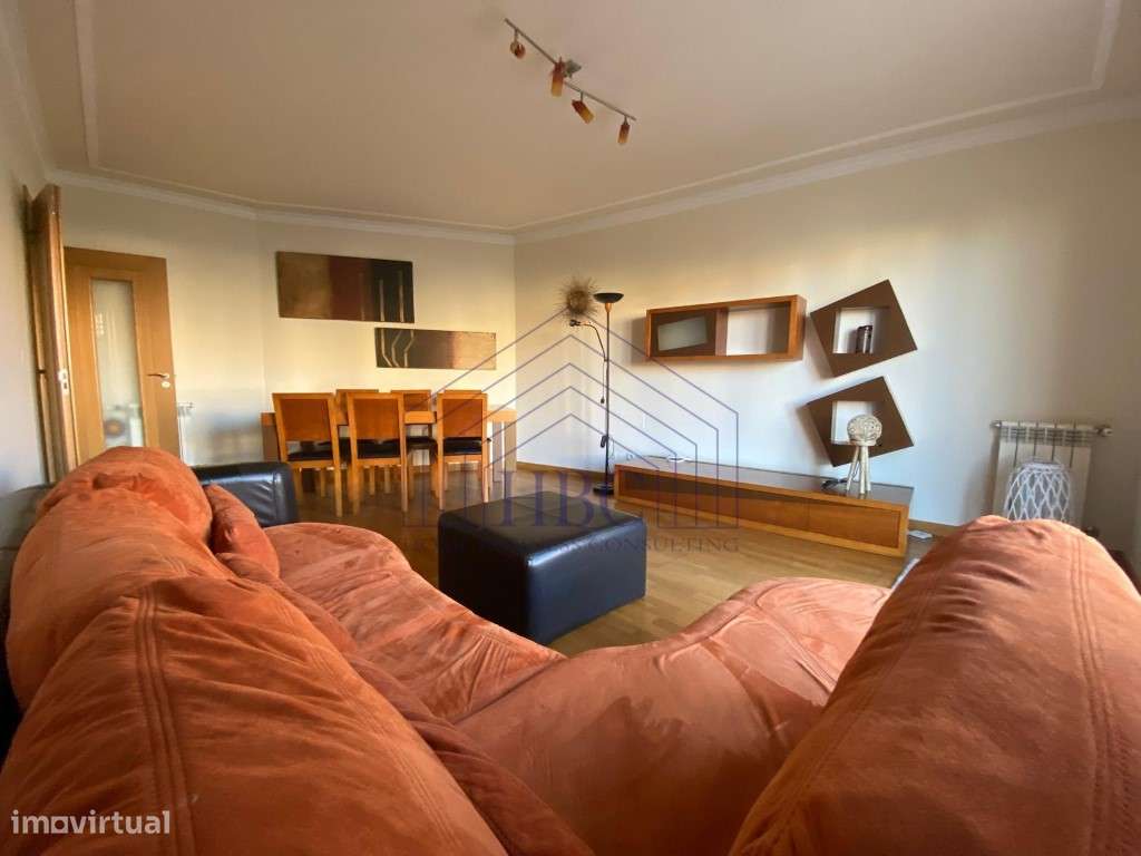 Apartamento T2 na Urbanização da Ribeirada - Para Arrendar - Grande imagem: 5/20