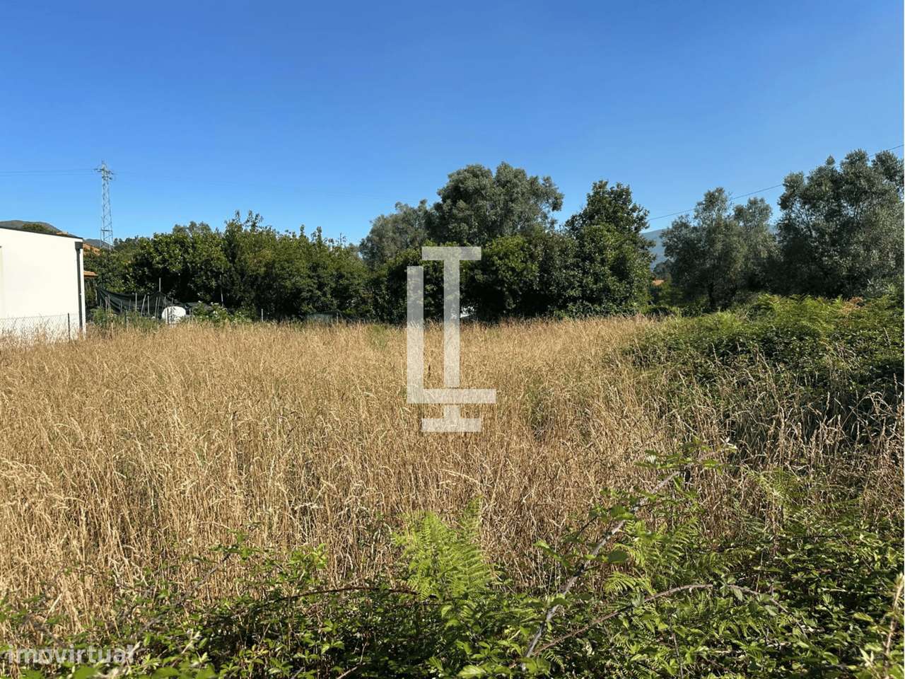 Terreno com cerca de 637m2 em Vila Mou - Grande imagem: 2/5
