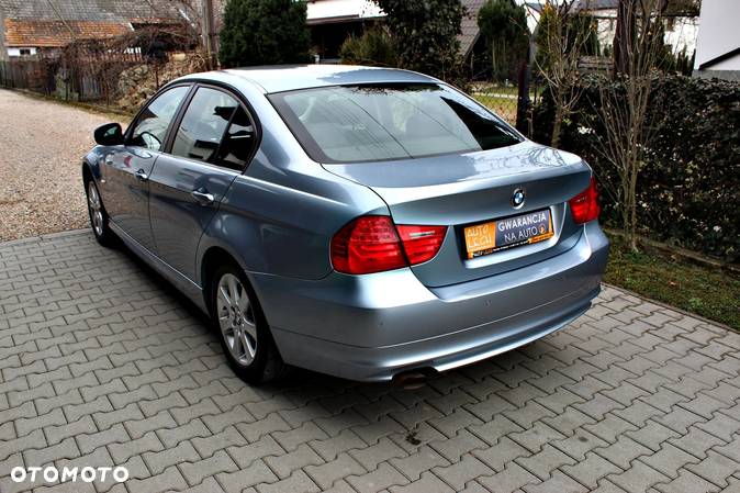 BMW Seria 3 316d - 5