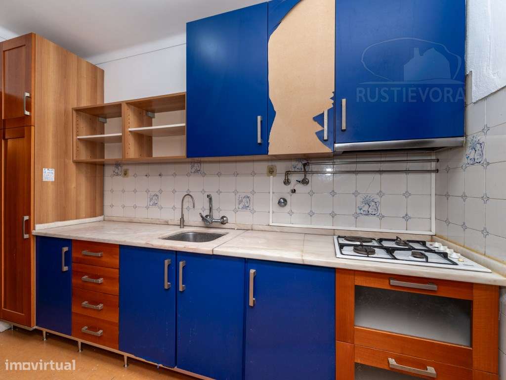 Moradia Unifamiliar T4 com quintal e terraço | Évora-5