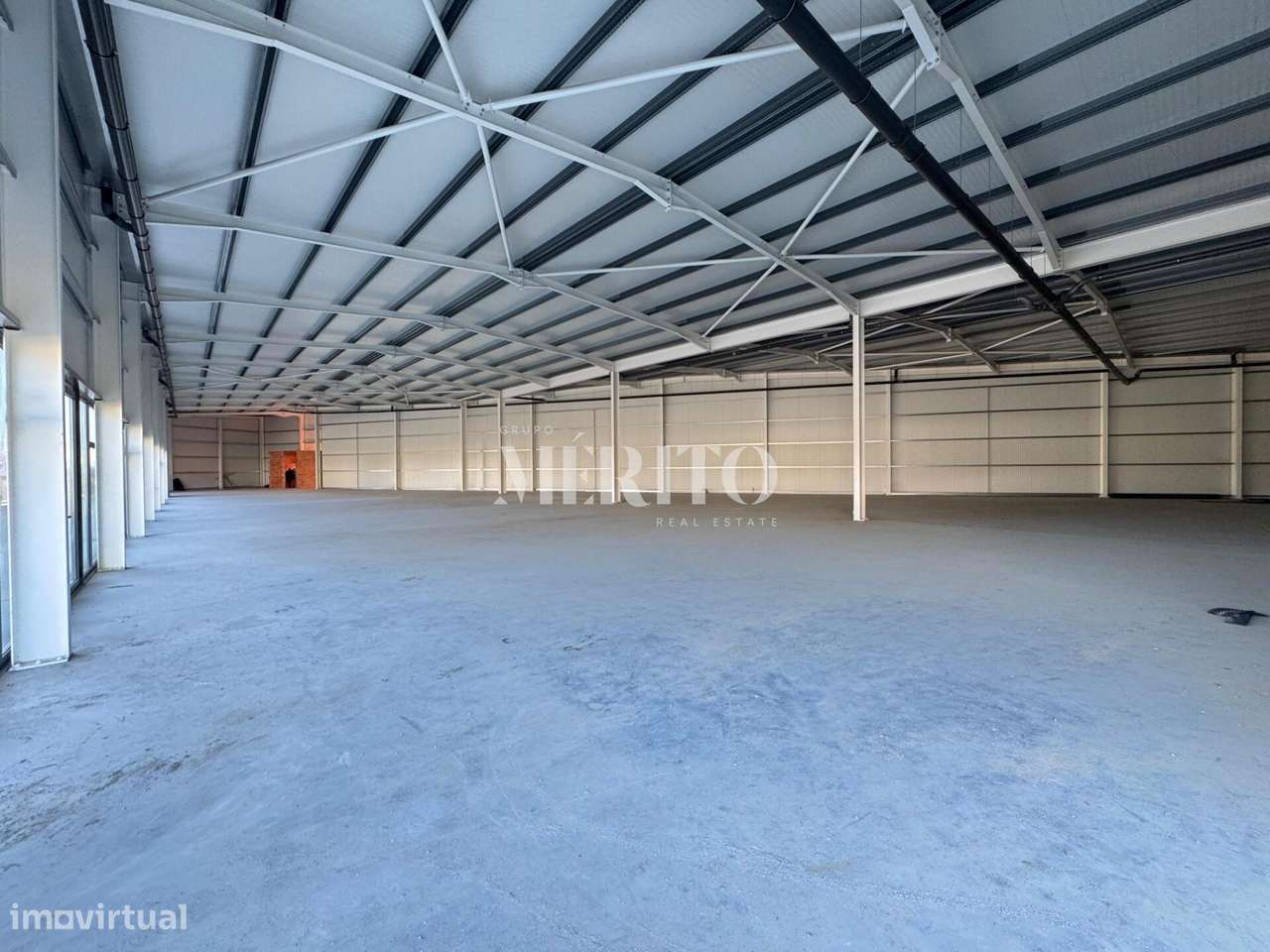 Pavilhão industrial localizado em Vilar do Monte, Barcelos - Grande imagem: 3/11