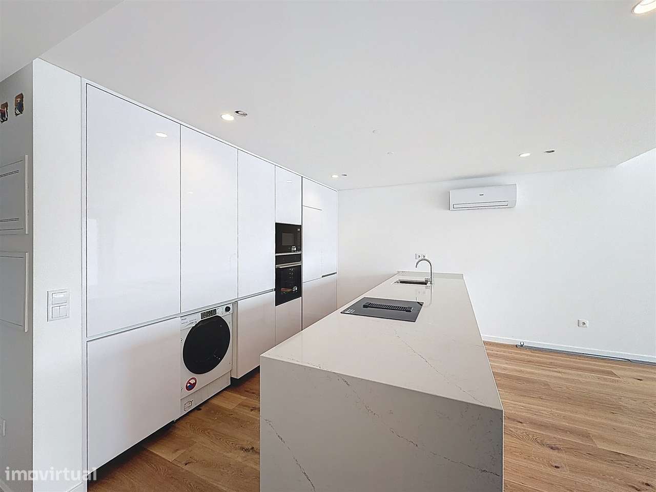 Apartamento T1+1 no centro da cidade-4