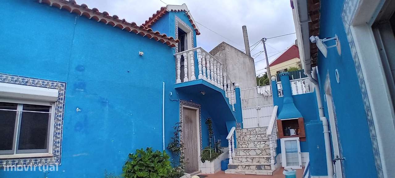 Moradia T1+1 com logradouro em Nossa Senhora da Glória-10