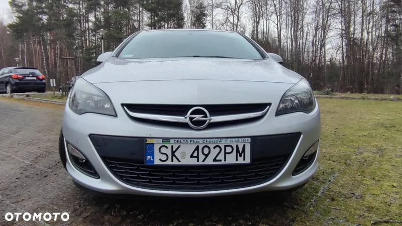 Opel Astra IV 1.4 T Cosmo - 2