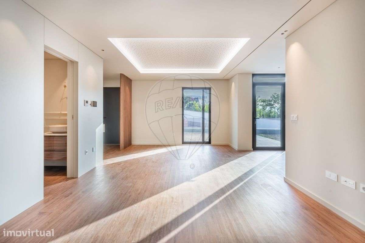 Moradia T3 Única em Airó, Barcelos-12