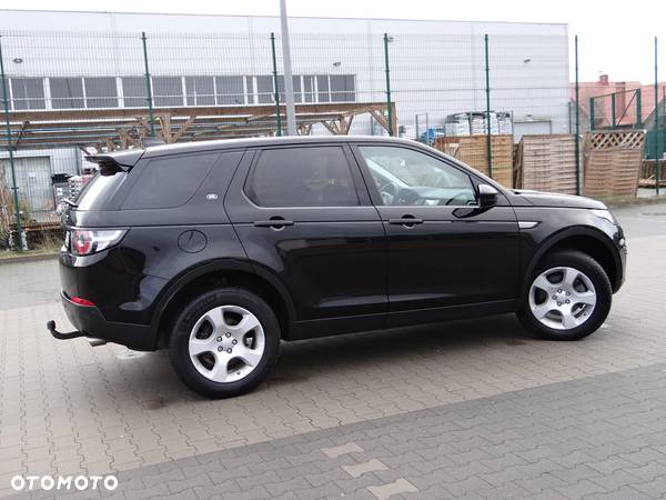 Land Rover Discovery Sport - 24