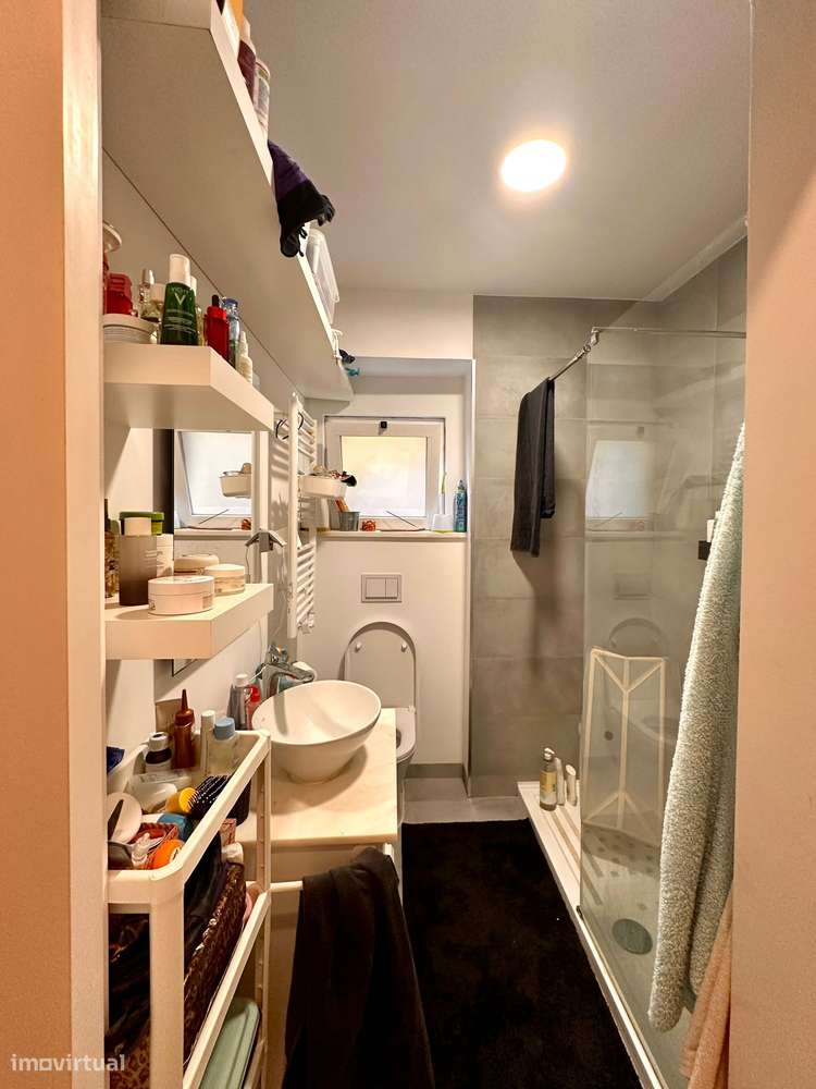 Apartamento T2+1 com pátio privativo no centro de Alverca do Ribatejo - Grande imagem: 5/18