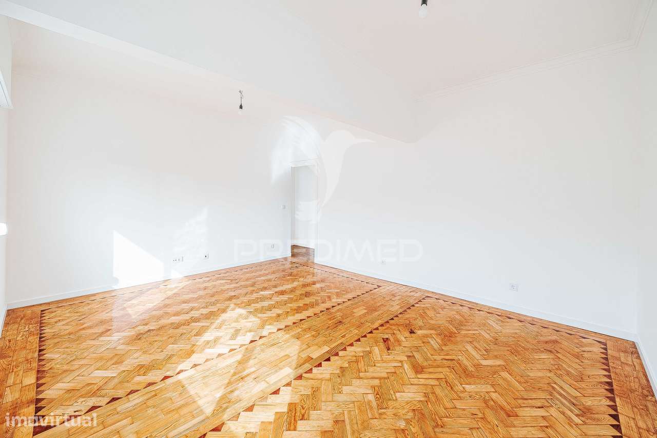 Apartamento T2 | Renovado | Queluz | Arrendamento - Grande imagem: 4/37