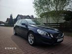 Volvo V60 D3 Kinetic - 2